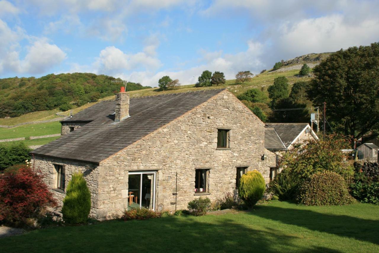 Scar Close Farmhouse Hotel Settle Exterior photo